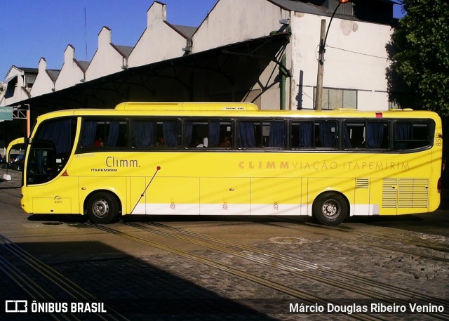 Viação Itapemirim 8513 na cidade de Rio de Janeiro, Rio de Janeiro, Brasil, por Márcio Douglas Ribeiro Venino. Número da foto: #7338048.