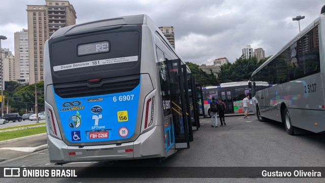 Transwolff Transportes e Turismo 6 6907 na cidade de São Paulo, São Paulo, Brasil, por Gustavo Oliveira. ID da foto: 7287545.