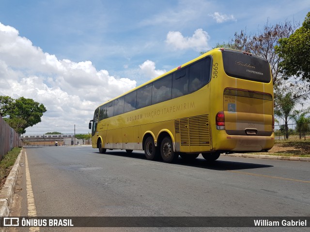 Viação Itapemirim 5865 na cidade de Brasília, Distrito Federal, Brasil, por William Gabriel. Número da foto: #7286248.