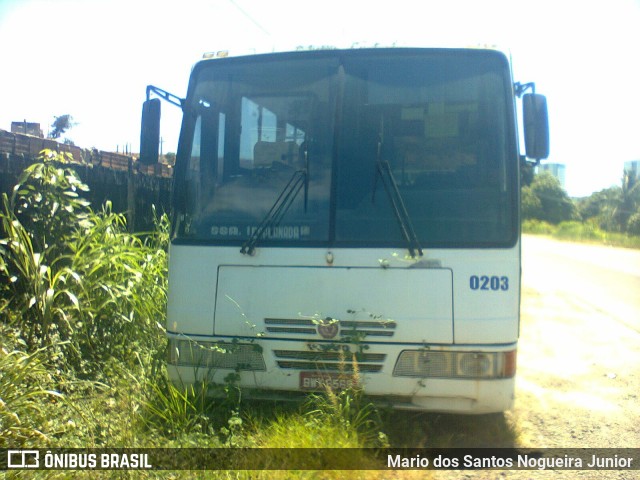Ônibus Particulares 0203 na cidade de Salvador, Bahia, Brasil, por Mario dos Santos Nogueira Junior. Número da foto: #7287184.