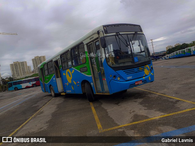 Vereda Transporte Ltda. 13093 na cidade de Vila Velha, Espírito Santo, Brasil, por Gabriel Lavnis. Número da foto: #7340988.