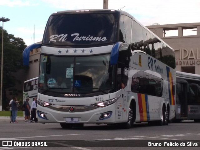 Empresa de Turismo Rio Negro 1235 na cidade de São Paulo, São Paulo, Brasil, por Bruno Felício da Silva. Número da foto: #7341035.