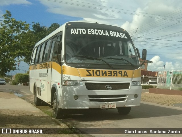 Brasil Auto Escola 1528 na cidade de Ji-Paraná, Rondônia, Brasil, por Gian Lucas  Santana Zardo. Número da foto: #7341340.