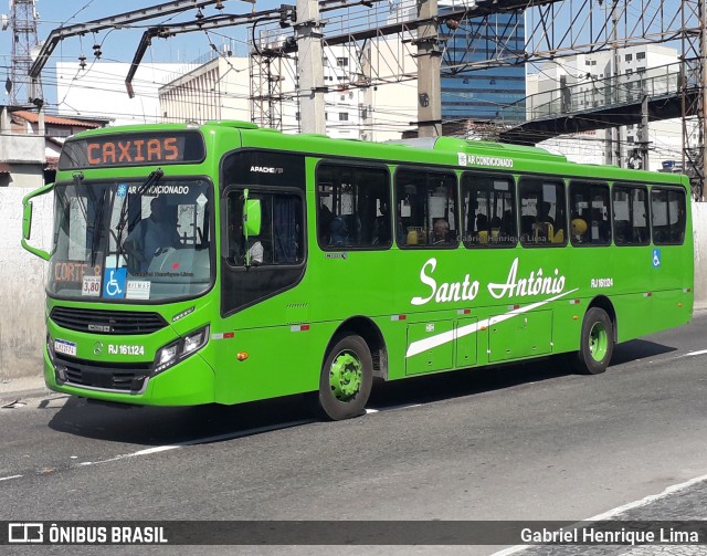 Transportes Santo Antônio RJ 161.124 na cidade de Duque de Caxias, Rio de Janeiro, Brasil, por Gabriel Henrique Lima. ID da foto: 7341461.