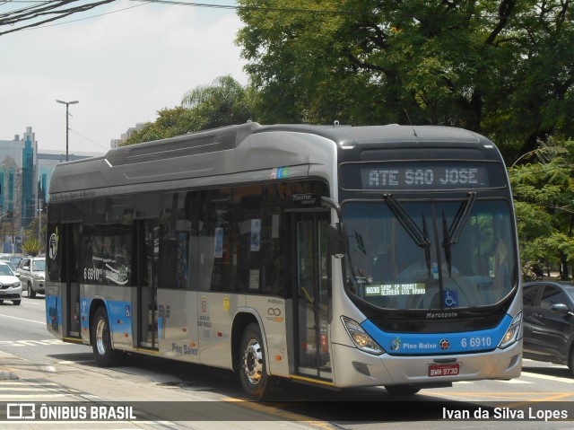 Transwolff Transportes e Turismo 6 6910 na cidade de São Paulo, São Paulo, Brasil, por Ivan da Silva Lopes. Número da foto: #7349304.