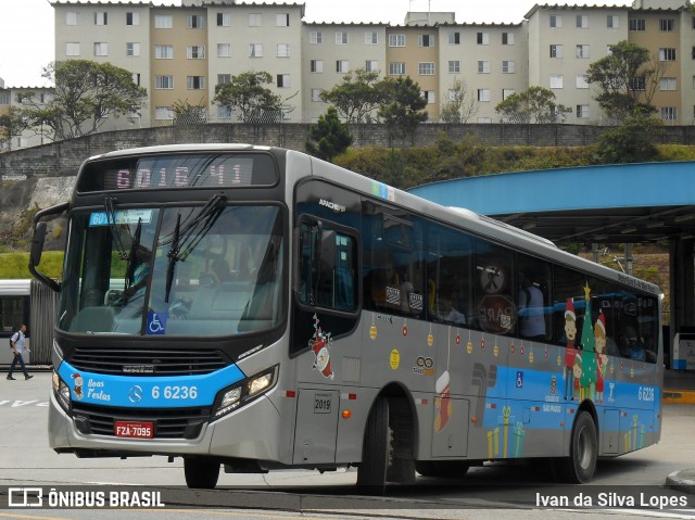 Transwolff Transportes e Turismo 6 6236 na cidade de São Paulo, São Paulo, Brasil, por Ivan da Silva Lopes. Número da foto: #7349337.