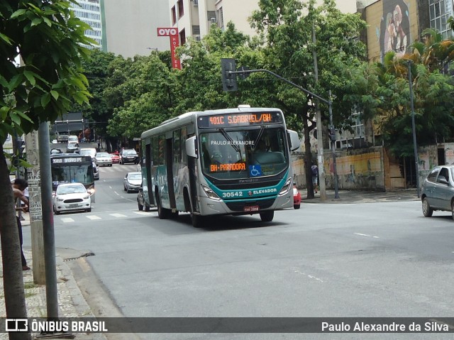 Expresso Luziense > Territorial Com. Part. e Empreendimentos 30542 na cidade de Belo Horizonte, Minas Gerais, Brasil, por Paulo Alexandre da Silva. ID da foto: 7348877.