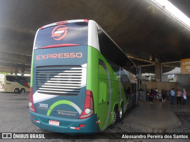 Expresso Transporte e Turismo Ltda. 3050 na cidade de Uberlândia, Minas Gerais, Brasil, por Alessandro Pereira dos Santos. Número da foto: #7351570.