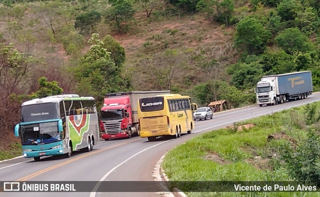 Líder Turismo 2500 na cidade de Padre Carvalho, Minas Gerais, Brasil, por Vicente de Paulo Alves. Número da foto: #7352141.