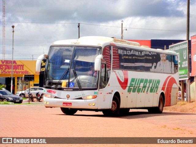 Eucatur - Empresa União Cascavel de Transportes e Turismo 3923 na cidade de Cacoal, Rondônia, Brasil, por Eduardo Benetti . ID da foto: 7356312.