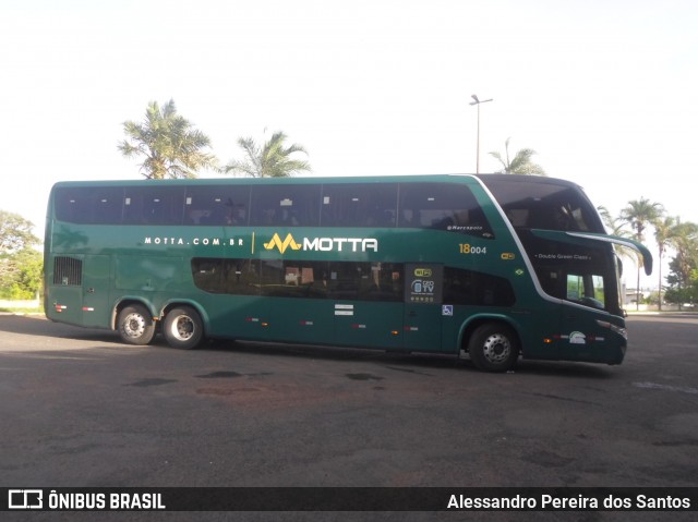 Viação Motta 18004 na cidade de Araguari, Minas Gerais, Brasil, por Alessandro Pereira dos Santos. Número da foto: #7356799.