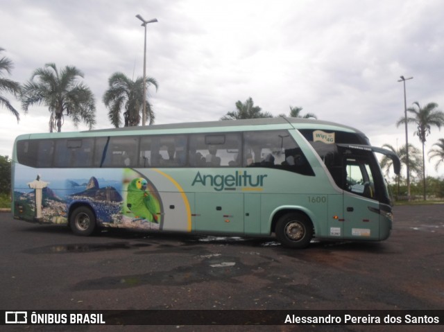 Expresso Angelitur 1600 na cidade de Araguari, Minas Gerais, Brasil, por Alessandro Pereira dos Santos. Número da foto: #7358628.