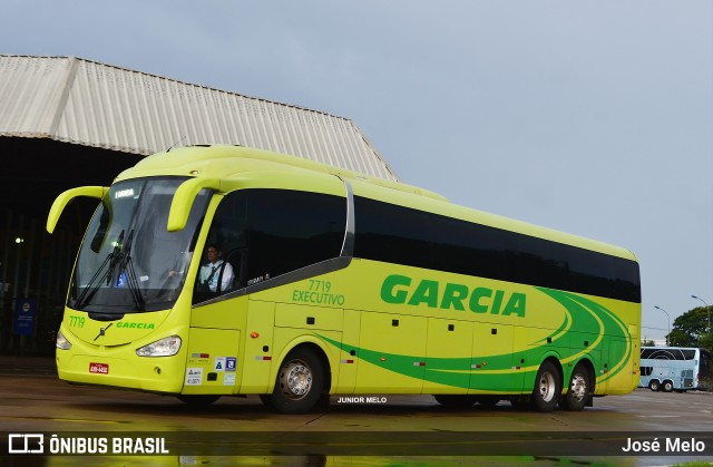 Viação Garcia 7719 na cidade de Maringá, Paraná, Brasil, por José Melo. ID da foto: 7359420.