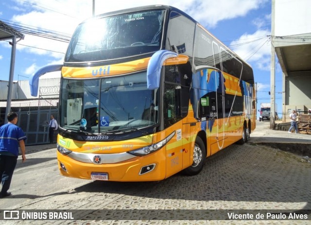 UTIL - União Transporte Interestadual de Luxo 11912 na cidade de Belo Horizonte, Minas Gerais, Brasil, por Vicente de Paulo Alves. Número da foto: #7359282.