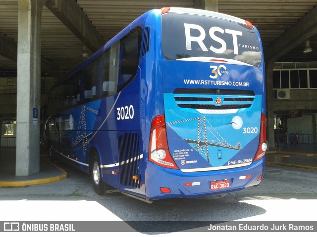 RST Turismo 3020 na cidade de Blumenau, Santa Catarina, Brasil, por Jonatan Eduardo Jurk Ramos. Número da foto: #7361865.