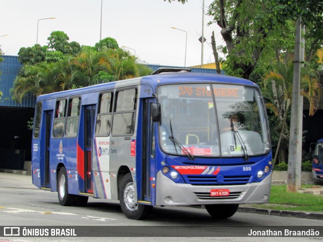 Viação São Camilo 555 na cidade de Santo André, São Paulo, Brasil, por Jonathan Braandão. ID da foto: 7363684.