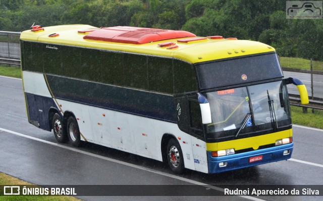 Ônibus Particulares 6624 na cidade de Santa Isabel, São Paulo, Brasil, por Rudnei Aparecido da Silva. ID da foto: 7364153.