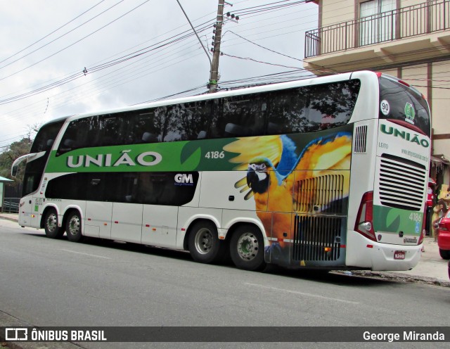 Empresa União de Transportes 4186 na cidade de Campos do Jordão, São Paulo, Brasil, por George Miranda. ID da foto: 7363617.