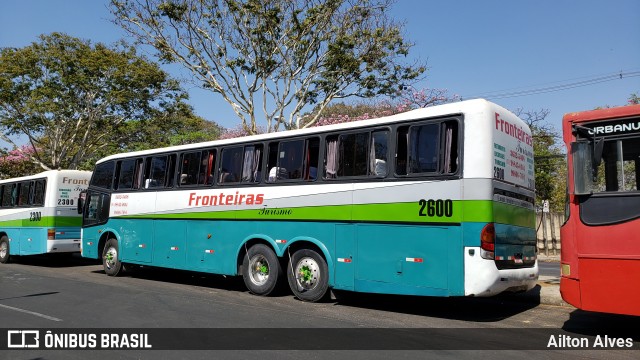 Fronteiras Turismo 2600 na cidade de Belo Horizonte, Minas Gerais, Brasil, por Ailton Alves. ID da foto: 7361766.