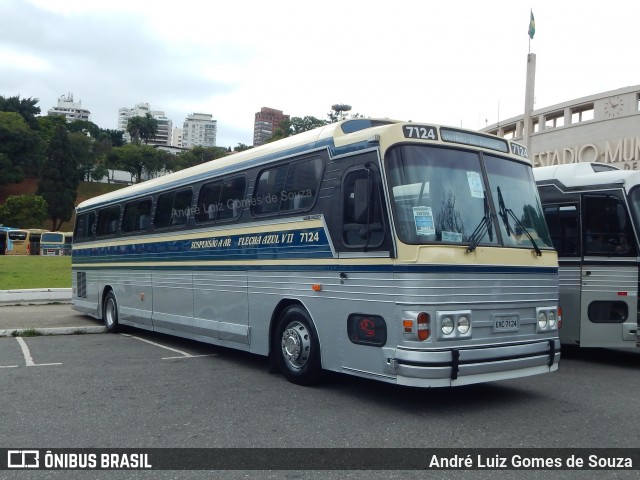 Ônibus Particulares 7124 na cidade de São Paulo, São Paulo, Brasil, por André Luiz Gomes de Souza. ID da foto: 7367545.