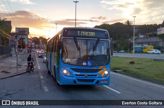 Santa Zita Transportes Coletivos 21169 na cidade de Cariacica, Espírito Santo, Brasil, por Everton Costa Goltara. Número da foto: #7365704.
