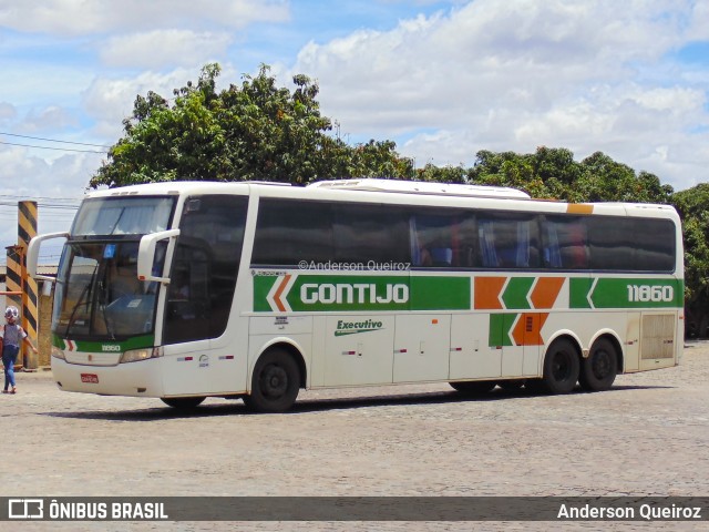 Empresa Gontijo de Transportes 11860 na cidade de Vitória da Conquista, Bahia, Brasil, por Anderson Queiroz. ID da foto: 7366756.