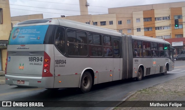Viação Santo Ângelo 18R94 na cidade de Curitiba, Paraná, Brasil, por Matheus Felipe. Número da foto: #7365428.