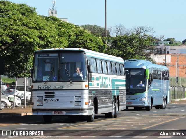 Viação Garcia 5392 na cidade de Londrina, Paraná, Brasil, por Almir Alves. ID da foto: 7367368.