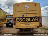Escolares 048 na cidade de Fervedouro, Minas Gerais, Brasil, por Artemio Garcia da Silva Neto. Número da foto: #:id.