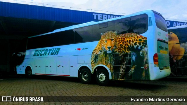 Eucatur - Empresa União Cascavel de Transportes e Turismo 4221 na cidade de Ji-Paraná, Rondônia, Brasil, por Evandro Martins Gervásio. ID da foto: 7370633.