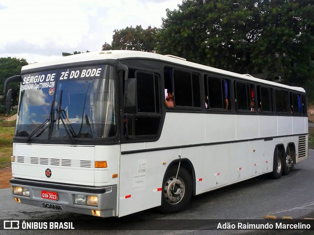 Ônibus Particulares 3023 na cidade de Belo Horizonte, Minas Gerais, Brasil, por Adão Raimundo Marcelino. ID da foto: 7371026.