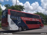 Expresso São Luiz 8080 na cidade de Brasília, Distrito Federal, Brasil, por Everton Lira. Número da foto: #:id.