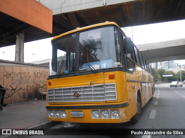 Ônibus Particulares 6054 na cidade de Belo Horizonte, Minas Gerais, Brasil, por Paulo Alexandre da Silva. ID da foto: 7373192.