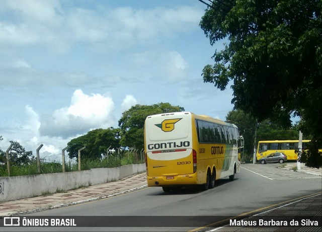 Empresa Gontijo de Transportes 12030 na cidade de Volta Redonda, Rio de Janeiro, Brasil, por Mateus Barbara da Silva. ID da foto: 7373978.