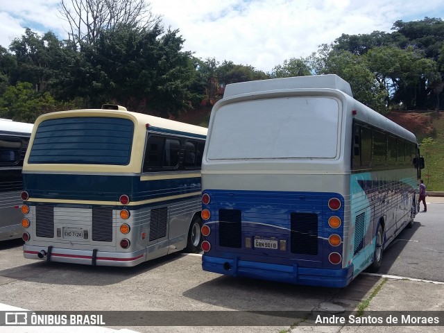 Ônibus Particulares 9018 na cidade de São Paulo, São Paulo, Brasil, por Andre Santos de Moraes. Número da foto: #7374533.