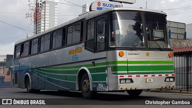 Pin Buses 04 na cidade de San José, San José, Costa Rica, por Christopher Gamboa. Número da foto: #7376537.