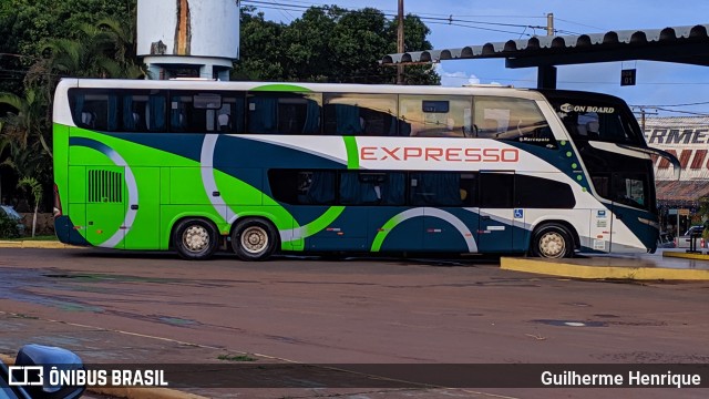 Expresso Transporte e Turismo Ltda. 3000 na cidade de Chapada dos Guimarães, Mato Grosso, Brasil, por Guilherme Henrique. Número da foto: #7374863.