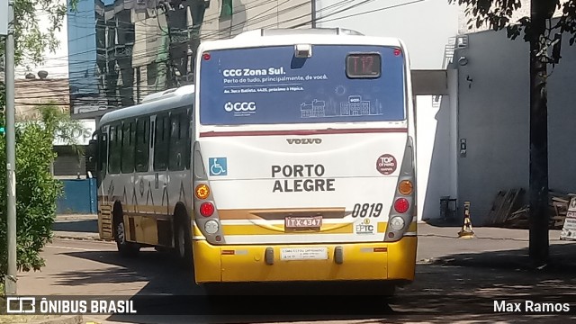 Companhia Carris Porto-Alegrense 0819 na cidade de Porto Alegre, Rio Grande do Sul, Brasil, por Max Ramos. ID da foto: 7379761.