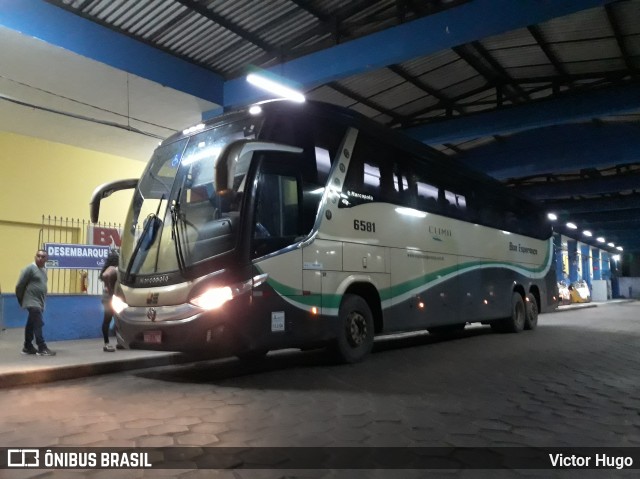 Comércio e Transportes Boa Esperança 6581 na cidade de Castanhal, Pará, Brasil, por Victor Hugo. Número da foto: #7381484.