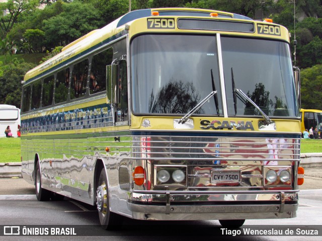 Ônibus Particulares 7500 na cidade de São Paulo, São Paulo, Brasil, por Tiago Wenceslau de Souza. Número da foto: #7293921.