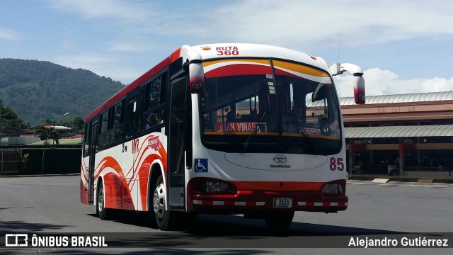 Autobuses sin identificación - Costa Rica 85 na cidade de Turrialba, Cartago, Costa Rica, por Alejandro Gutiérrez. ID da foto: 7294553.