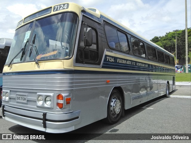 Ônibus Particulares 7124 na cidade de São Paulo, São Paulo, Brasil, por Josivaldo Oliveira. Número da foto: #7296831.