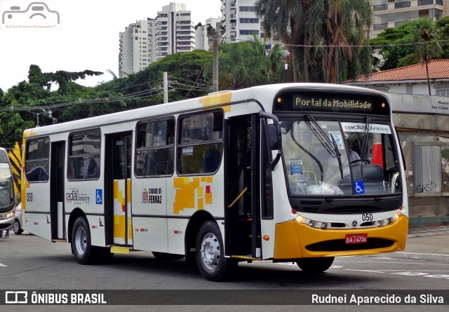 Radial Transporte Coletivo 050 na cidade de São Paulo, São Paulo, Brasil, por Rudnei Aparecido da Silva. Número da foto: #7300066.