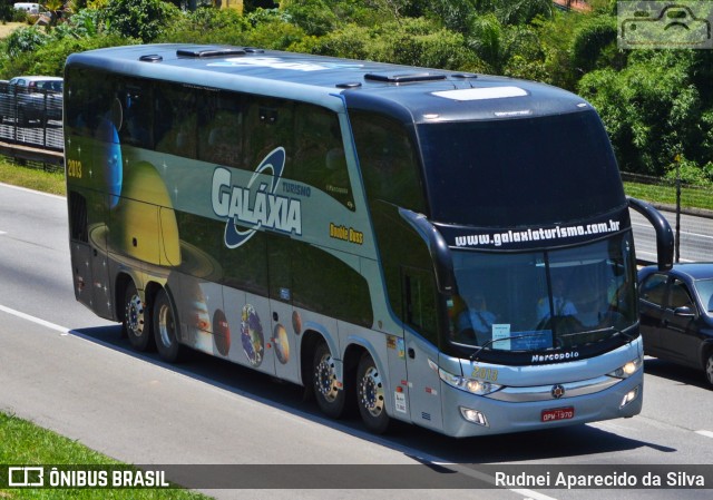 Galáxia Turismo 2013 na cidade de Santa Isabel, São Paulo, Brasil, por Rudnei Aparecido da Silva. Número da foto: #7307773.