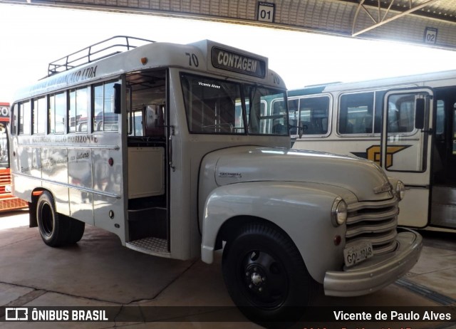 Empresa São Gonçalo 70 na cidade de Betim, Minas Gerais, Brasil, por Vicente de Paulo Alves. ID da foto: 7309692.