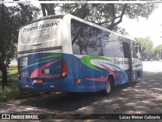 Trans Isaak Turismo 1819 na cidade de Curitiba, Paraná, Brasil, por Lucas Weber Calizario. ID da foto: 7308189.