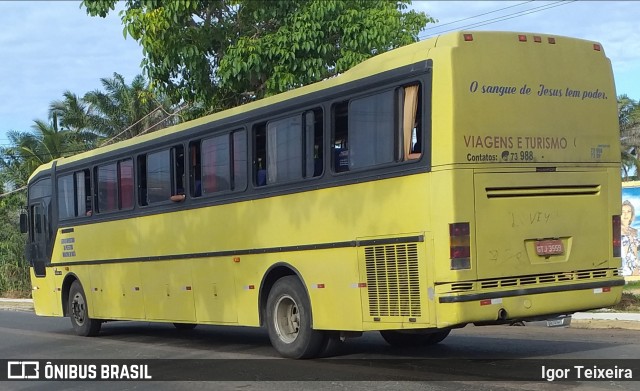 Ônibus Particulares 8975 na cidade de Ilhéus, Bahia, Brasil, por Igor Teixeira. Número da foto: #7308416.