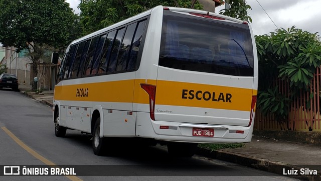 Escolares PUD1904 na cidade de Belo Horizonte, Minas Gerais, Brasil, por Luiz Silva. ID da foto: 7310527.