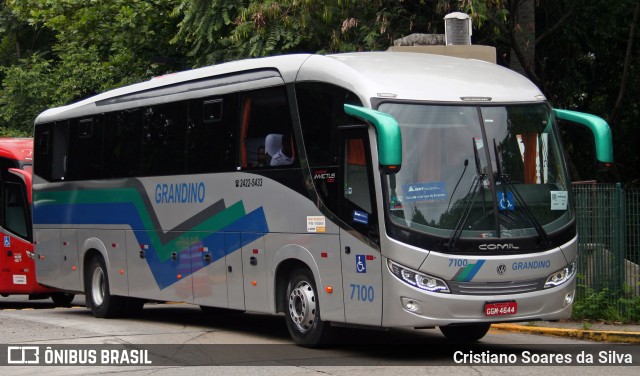 Grandino Transportes 7100 na cidade de São Paulo, São Paulo, Brasil, por Cristiano Soares da Silva. ID da foto: 6476700.