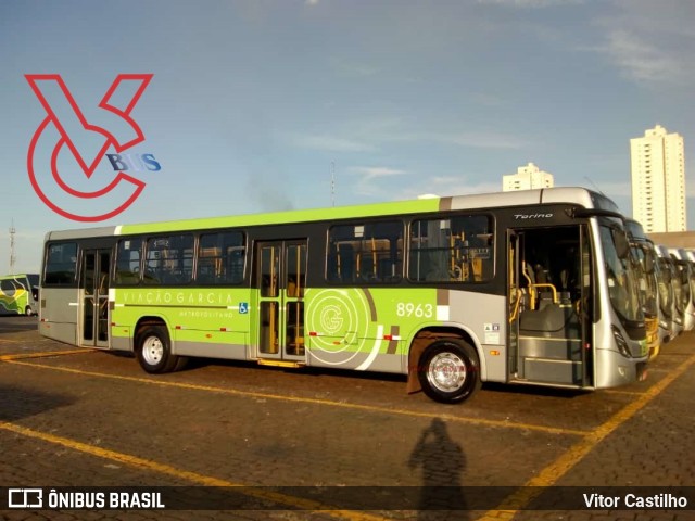 Viação Garcia 8963 na cidade de Londrina, Paraná, Brasil, por Vitor Castilho. Número da foto: #6478943.